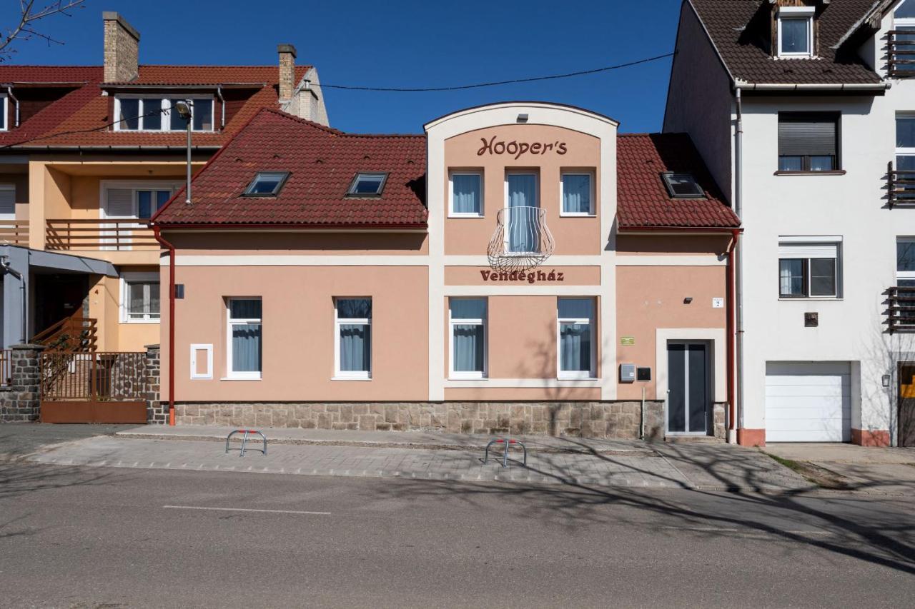 Hooper'S Vendeghaz Hotel Eger Exterior foto